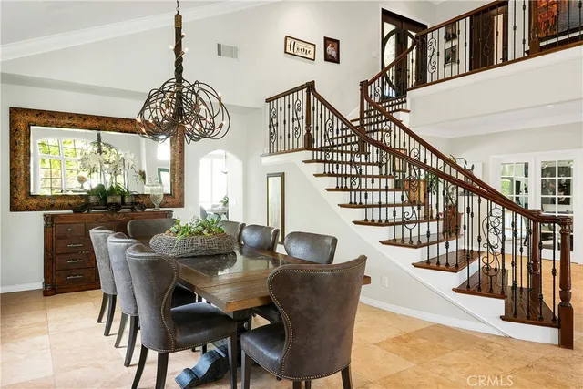 $2,850,000 | 184 Halsbury Court, Lake Sherwood, CA 91361