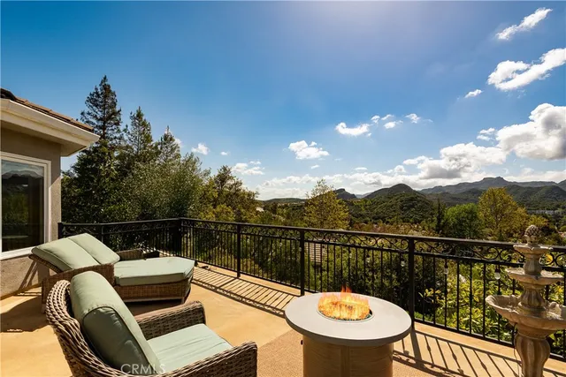 $2,850,000 | 184 Halsbury Court, Lake Sherwood, CA 91361