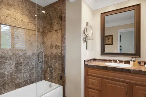 a view of a storage & utility room with washer and dryer