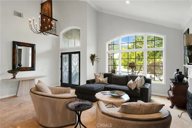 $2,850,000 | 184 Halsbury Court, Lake Sherwood, CA 91361