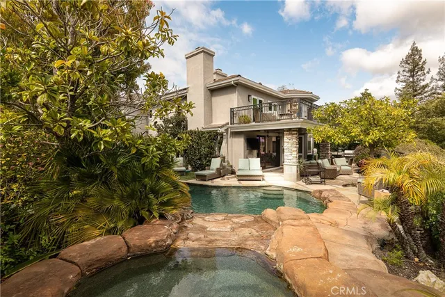 $2,850,000 | 184 Halsbury Court, Lake Sherwood, CA 91361