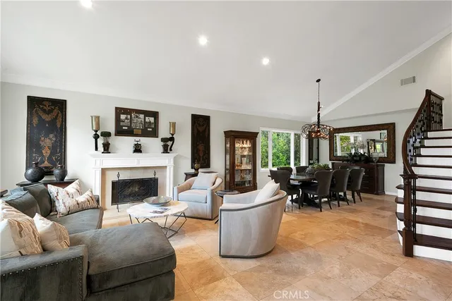 $2,850,000 | 184 Halsbury Court, Lake Sherwood, CA 91361