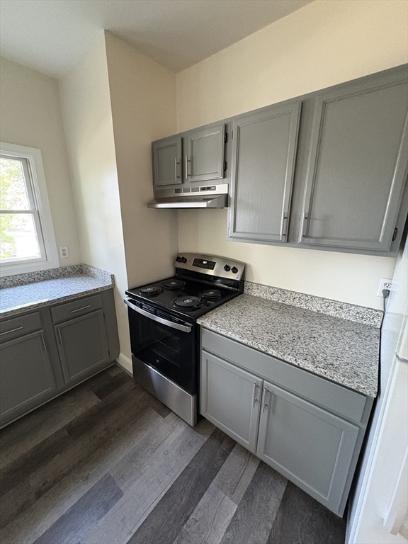 15 Oakes Avenue, Unit 1 Southbridge, MA 01550 - Photo 2 of 9