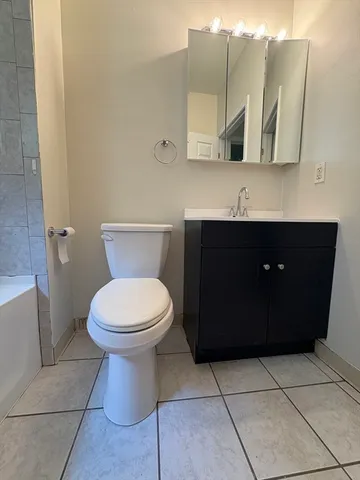 $2,200 | 15 Oakes Avenue, Unit 1, Southbridge, MA 01550