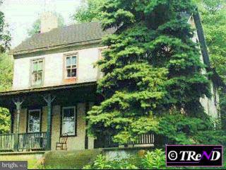 10 Sunnyside Road Easton, PA 18042 - Photo 1 of 1