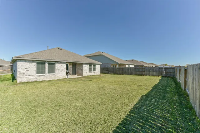 $2,350 | 712 Brazos Trail, Dayton, TX 77535