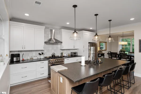 $589,000 | 254 North Suber Road, Greer, SC 29651