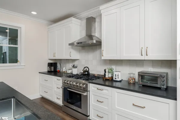 $589,000 | 254 North Suber Road, Greer, SC 29651