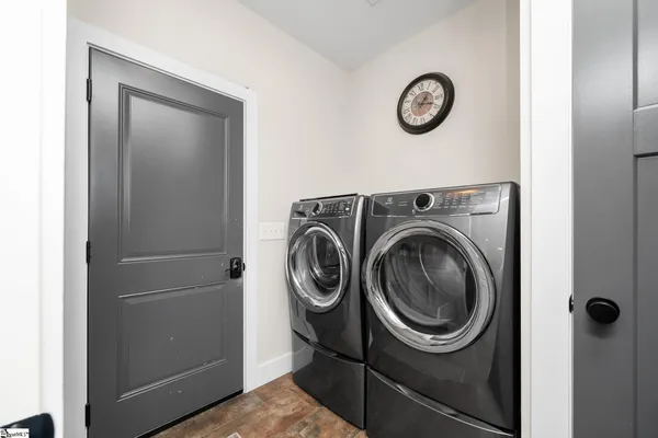 $589,000 | 254 North Suber Road, Greer, SC 29651