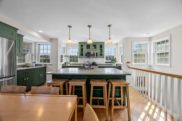 $1,999,000 | 21 Bradford Street Extension, Unit U8, Provincetown, MA 02657