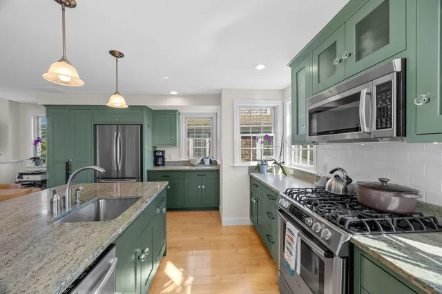 $1,999,000 | 21 Bradford Street Extension, Unit U8, Provincetown, MA 02657