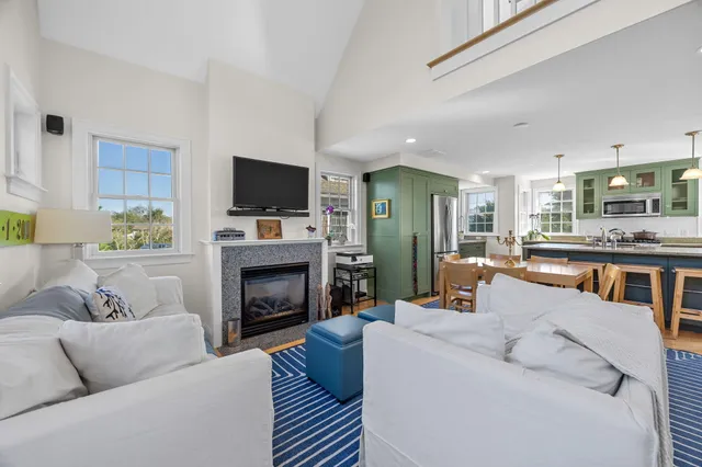 $1,999,000 | 21 Bradford Street Extension, Unit U8, Provincetown, MA 02657