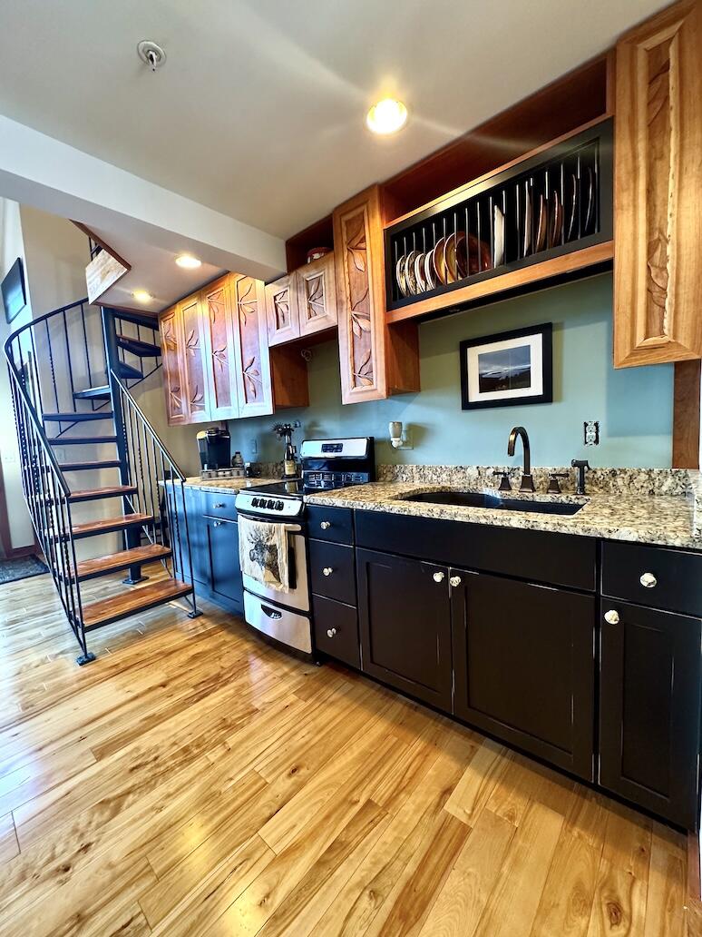 17-3 South Branch Way, Unit 35 Sandy River Plt, ME 04970 - Photo 11 of 33 Kitchen