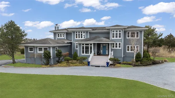 $2,395,000 | 14 South Country Road, Westhampton, NY 11977