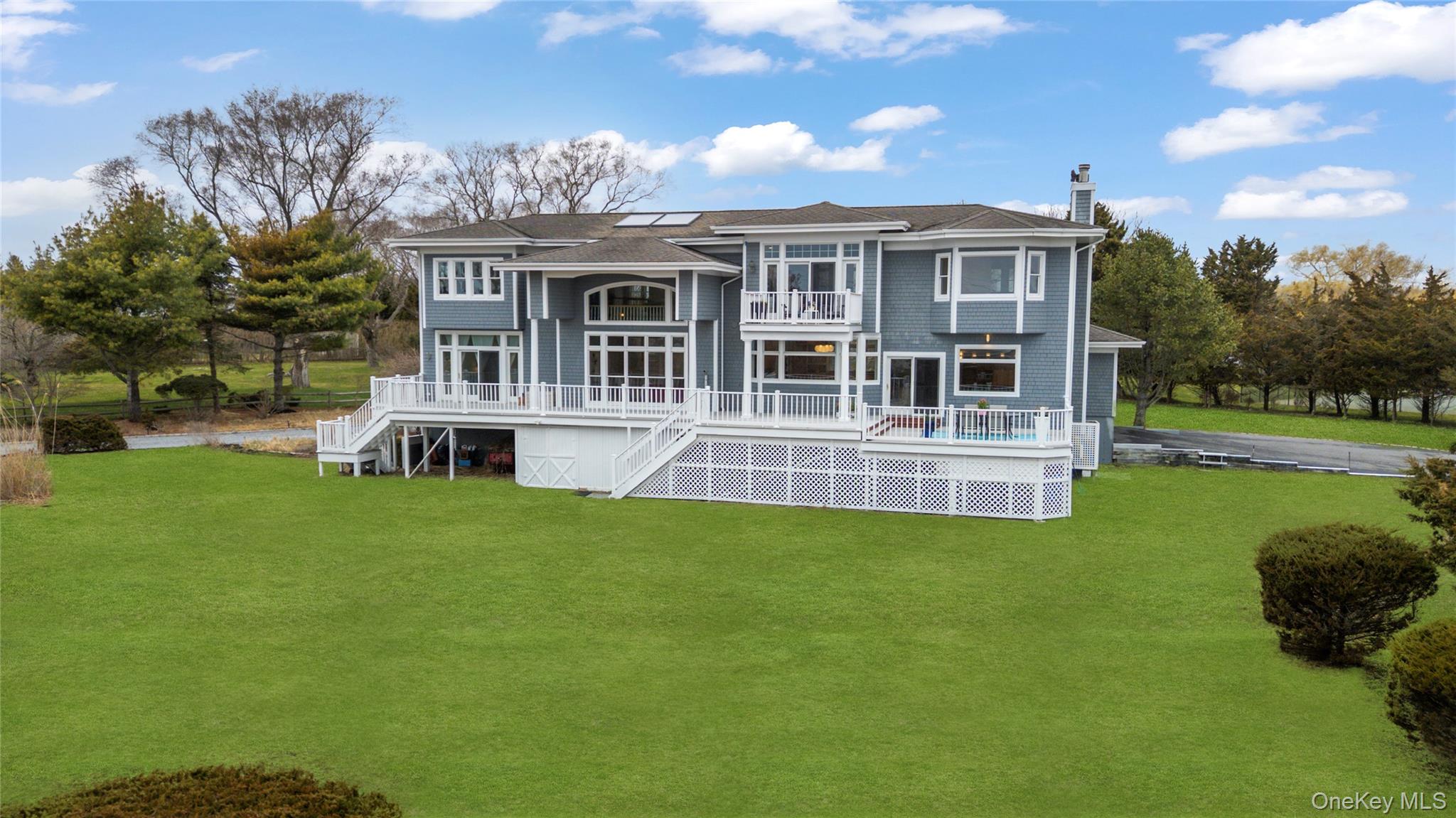 14 South Country Road Westhampton, NY 11977 - Photo 43 of 45