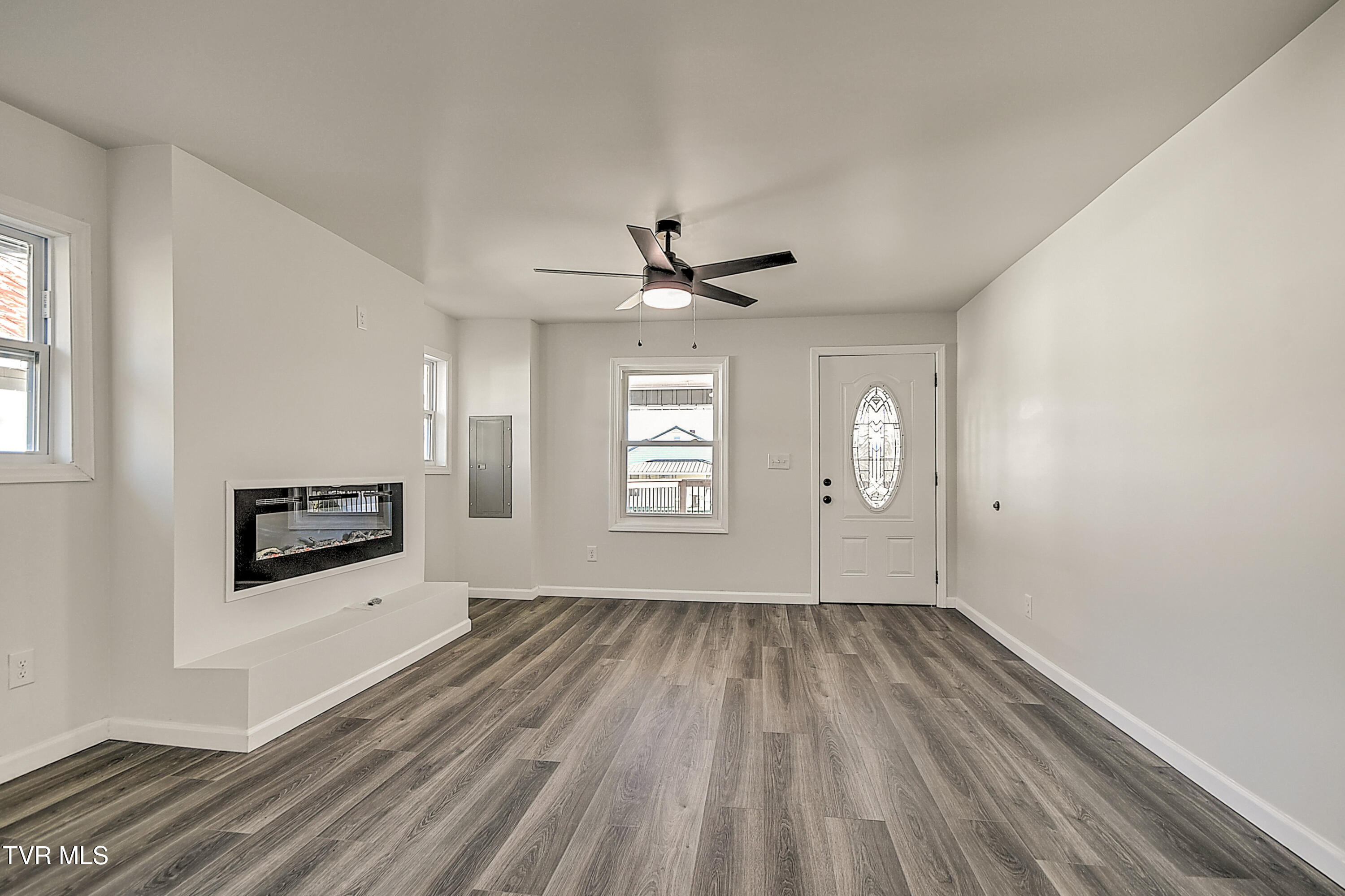 410 West Highland Road Johnson City, TN 37604 - Photo 13 of 30 410 W Highland MA-11