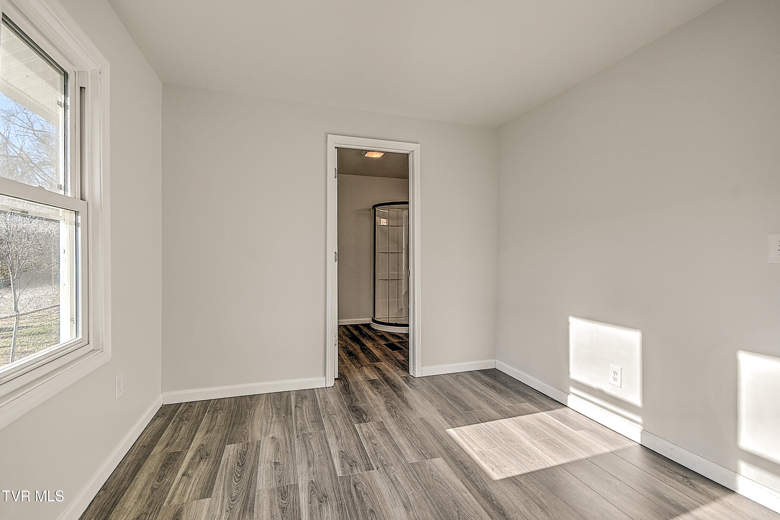 410 West Highland Road Johnson City, TN 37604 - Photo 17 of 30 410 W Highland MA-19