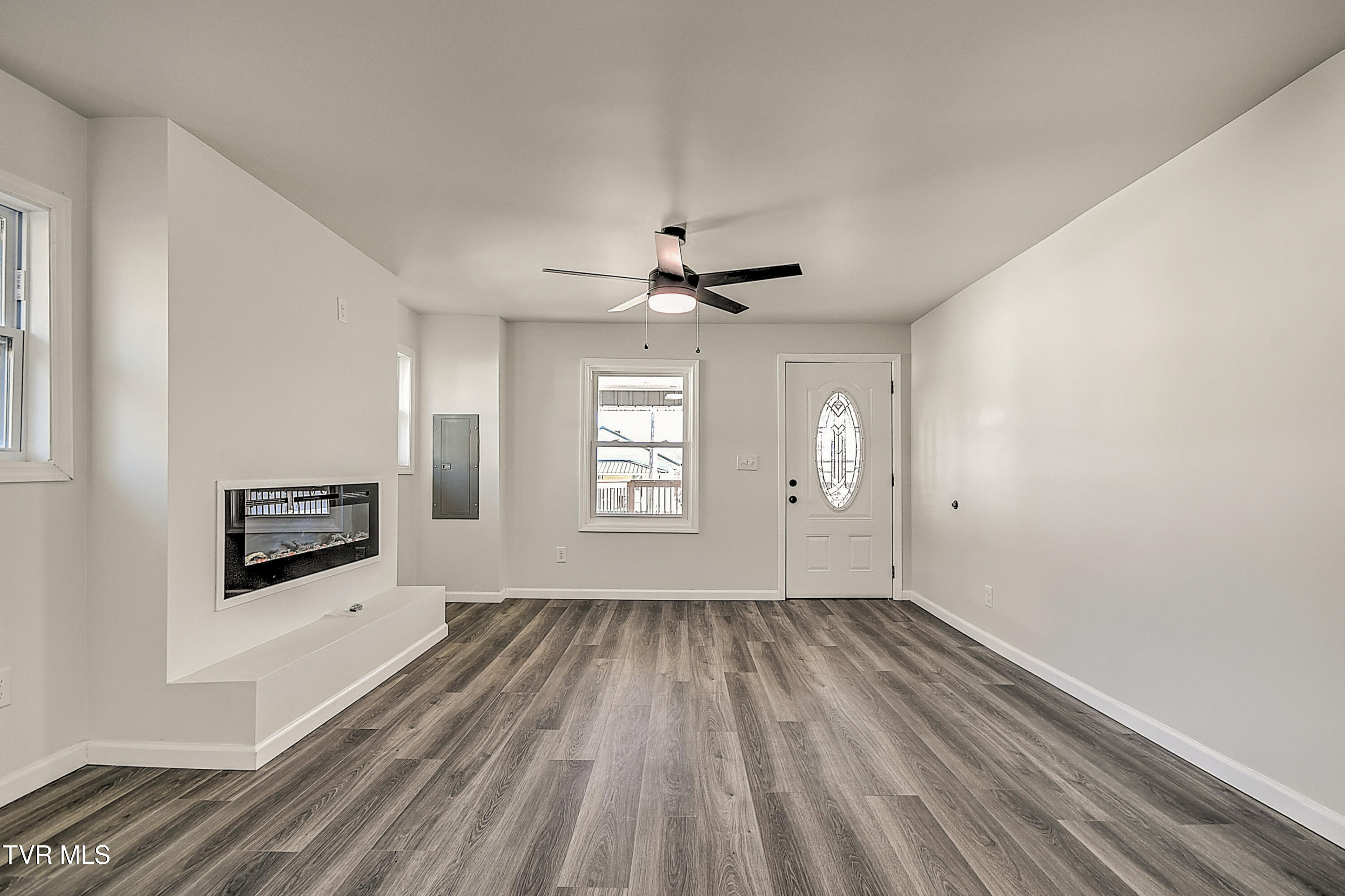 410 West Highland Road Johnson City, TN 37604 - Photo 6 of 30 410 W Highland MA-12