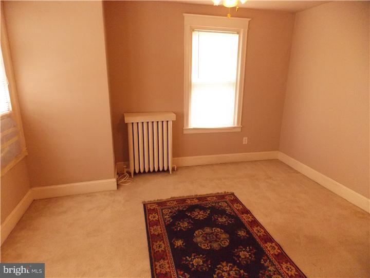 2218 Manor Road Upper Darby, PA 19082 - Photo 15 of 25