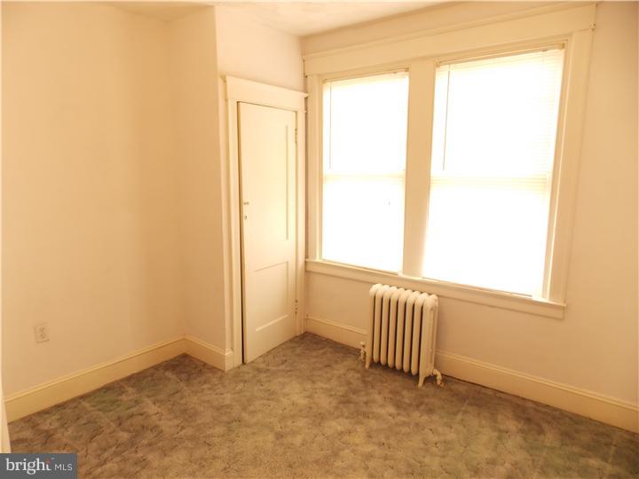 2218 Manor Road Upper Darby, PA 19082 - Photo 19 of 25