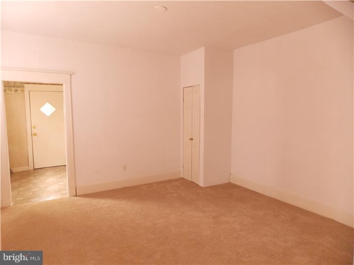 2218 Manor Road Upper Darby, PA 19082 - Photo 8 of 25