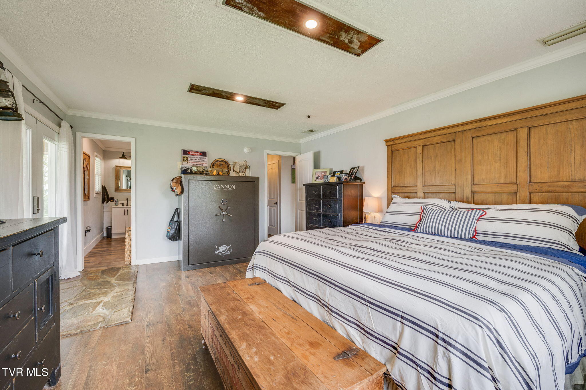 1010 Mill Springs Road Jonesborough, TN 37659 - Photo 17 of 37 016