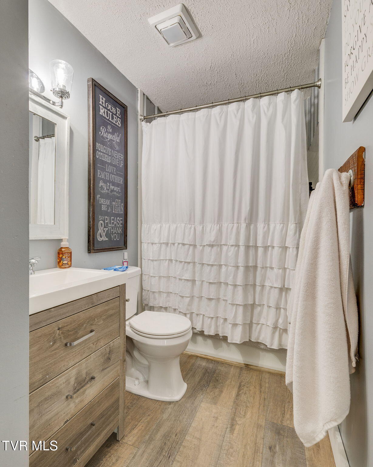 1010 Mill Springs Road Jonesborough, TN 37659 - Photo 22 of 37 021