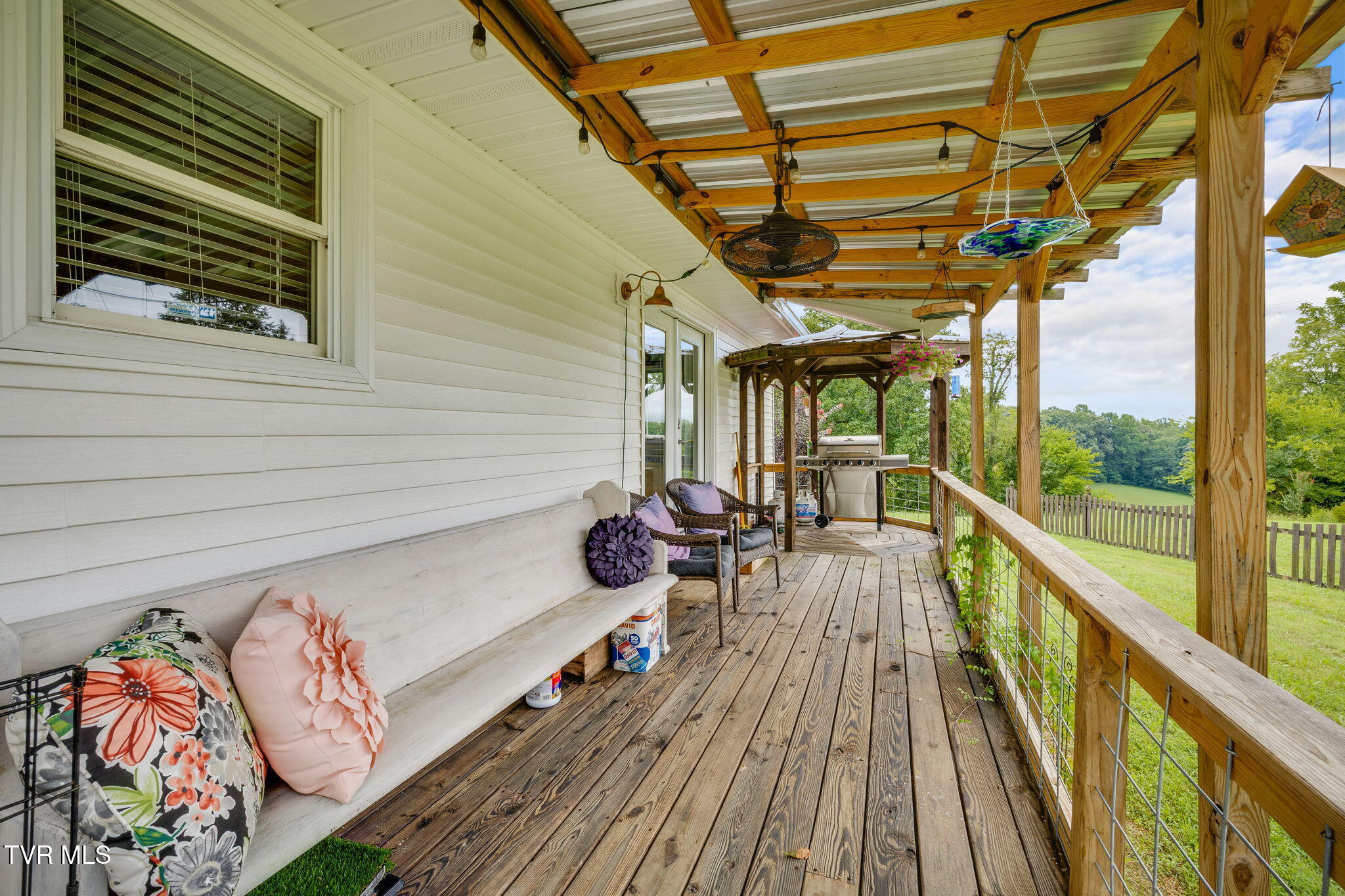 1010 Mill Springs Road Jonesborough, TN 37659 - Photo 29 of 37 028