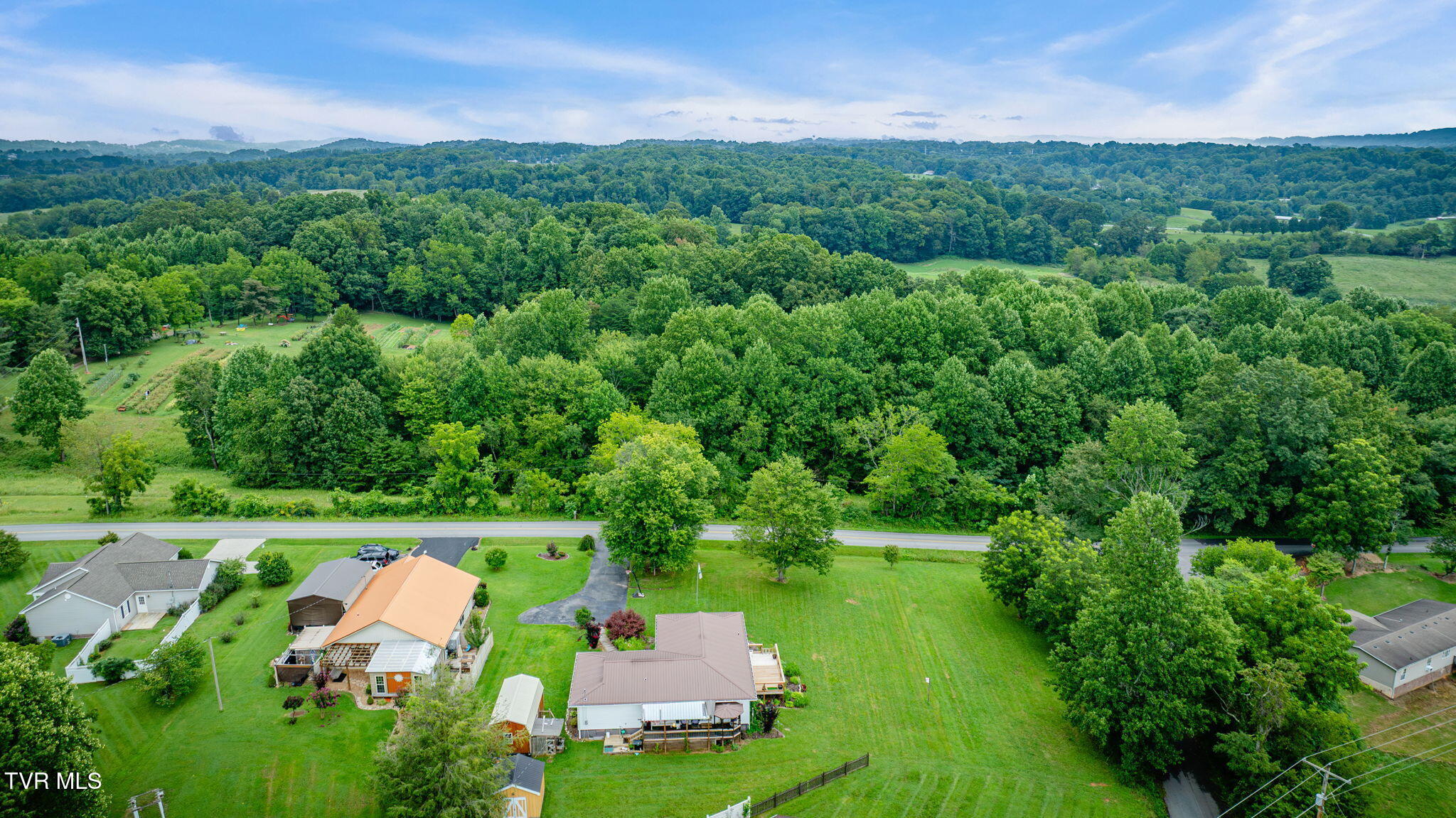 1010 Mill Springs Road Jonesborough, TN 37659 - Photo 34 of 37 103