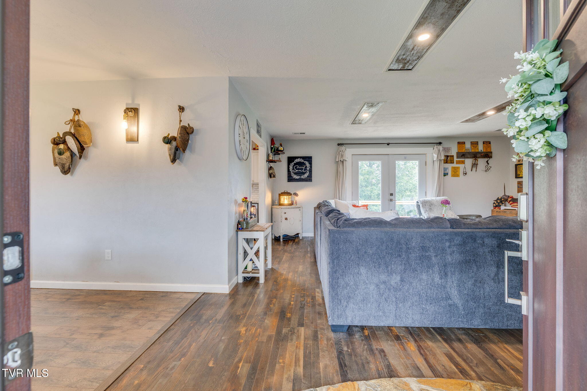 1010 Mill Springs Road Jonesborough, TN 37659 - Photo 6 of 37 005