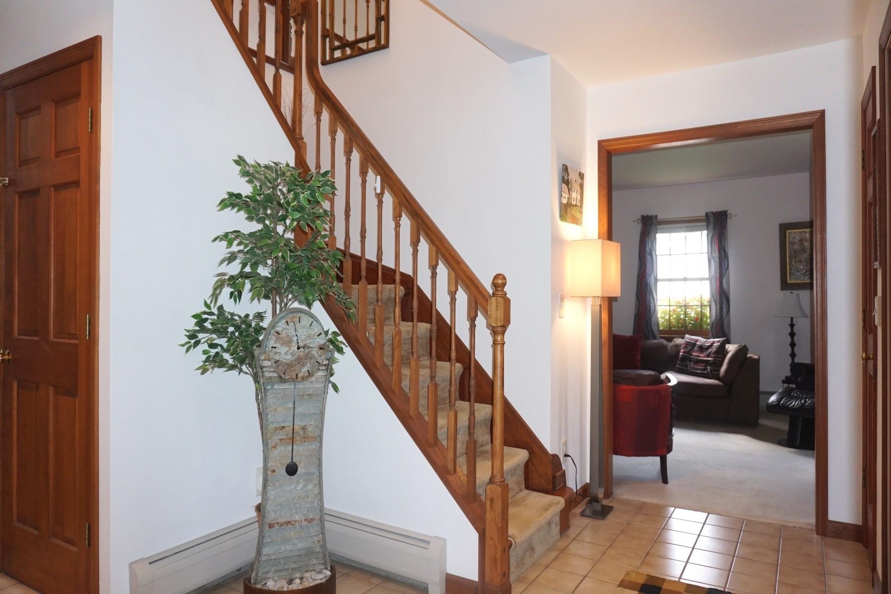 4 Sonia Drive Rutland, VT 05701 - Photo 3 of 36 Gallery Image 3