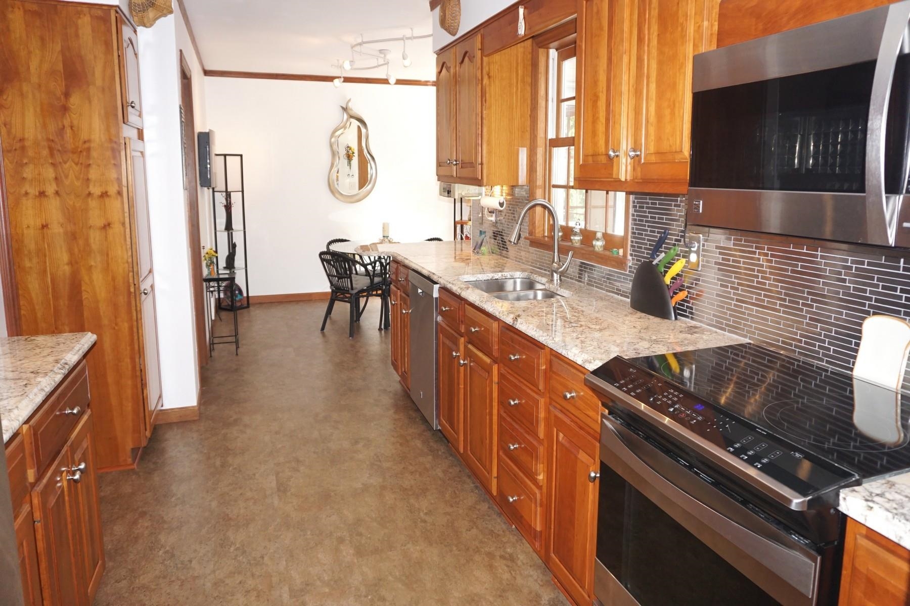 4 Sonia Drive Rutland, VT 05701 - Photo 10 of 36 Gallery Image 10