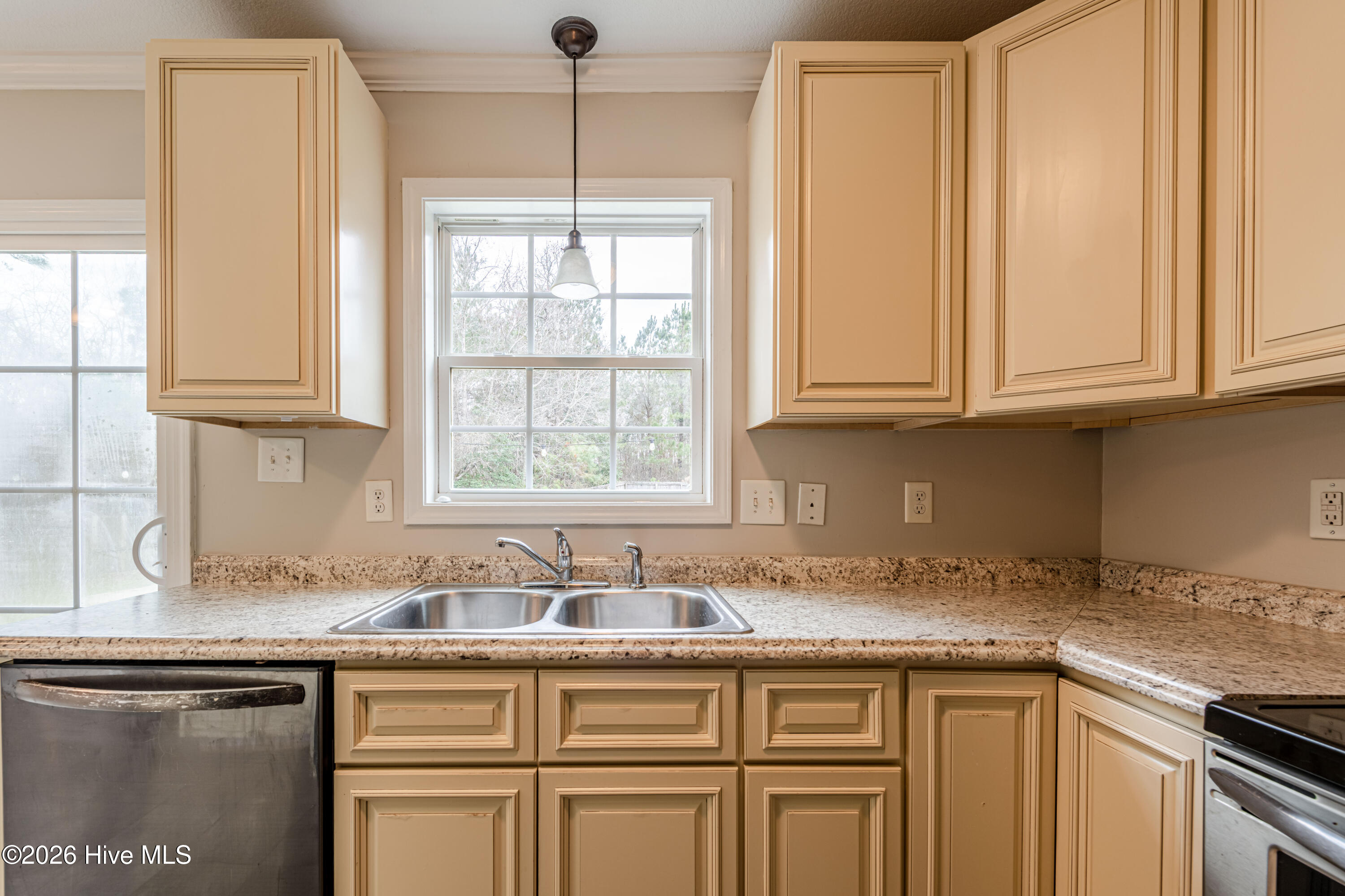 213 Loren Road Hubert, NC 28539 - Photo 13 of 78 Kitchen