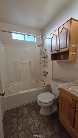 $999,900 | 5833 Bonfair Avenue, Lakewood, CA 90712