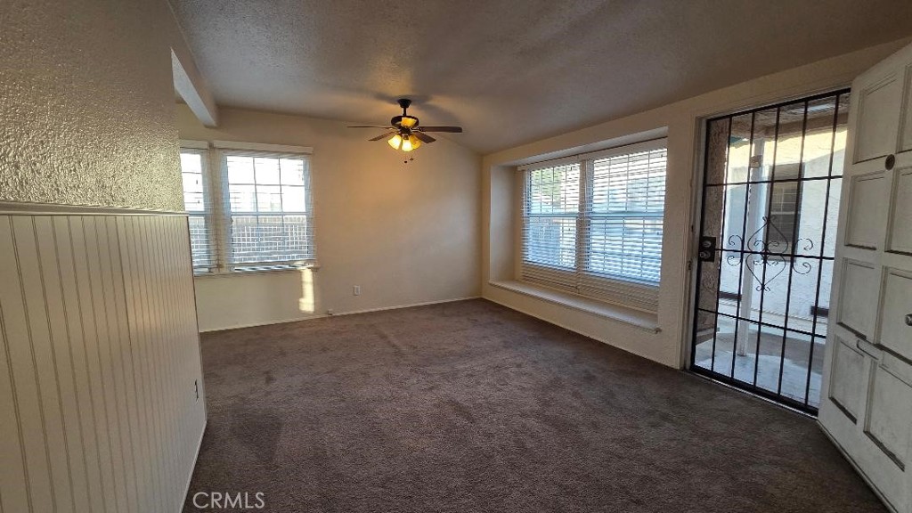 5833 Bonfair Avenue Lakewood, CA 90712 - Photo 9 of 18 Unit #2 Living Room