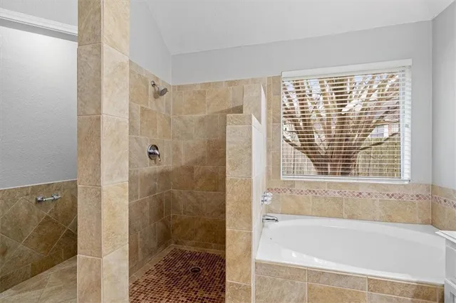 $1,995 | 1111 Springbrook Road, Pflugerville, TX 78660