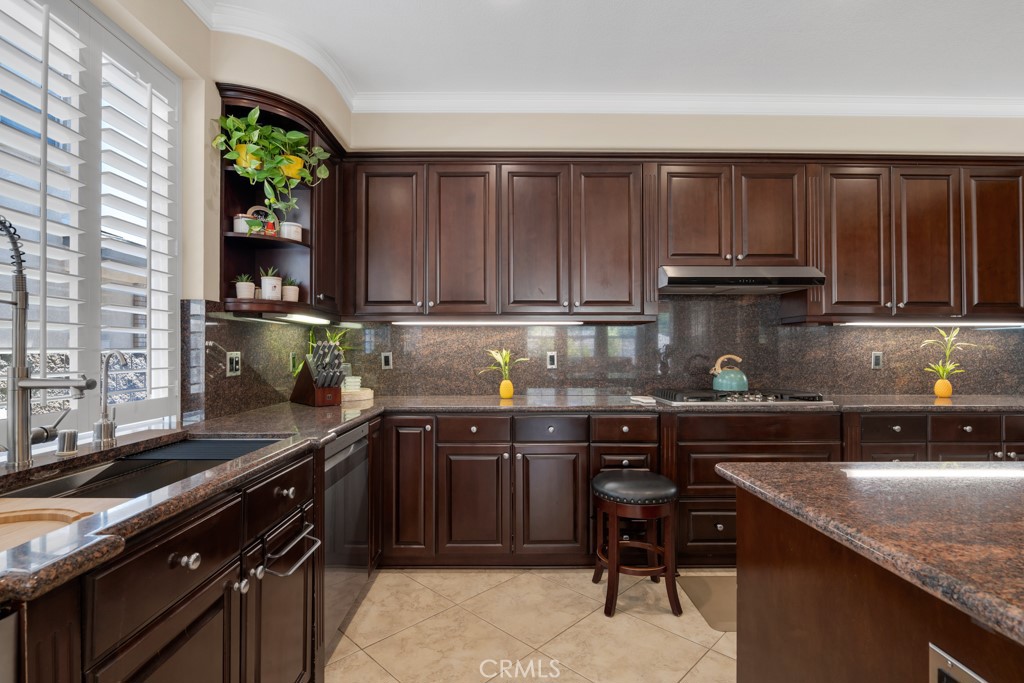 20333 Vía Cellini Porter Ranch, CA 91326 - Photo 23 of 66