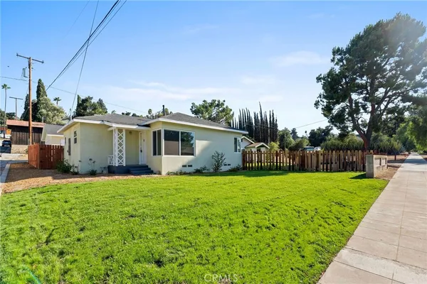 $2,795 | 168 East Highland Avenue, Redlands, CA 92373
