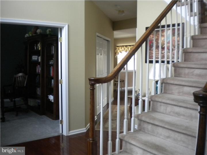 717 Farmhouse Road Mickleton, NJ 08056 - Photo 8 of 25 Foyer