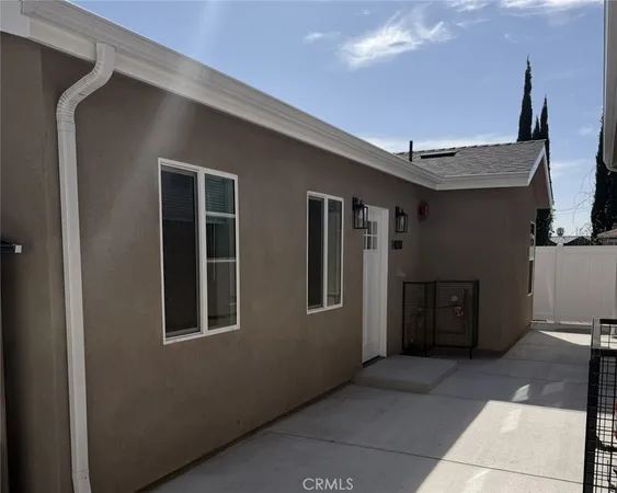 $2,800 | 14018 Hubbard Street, Sylmar, CA 91342