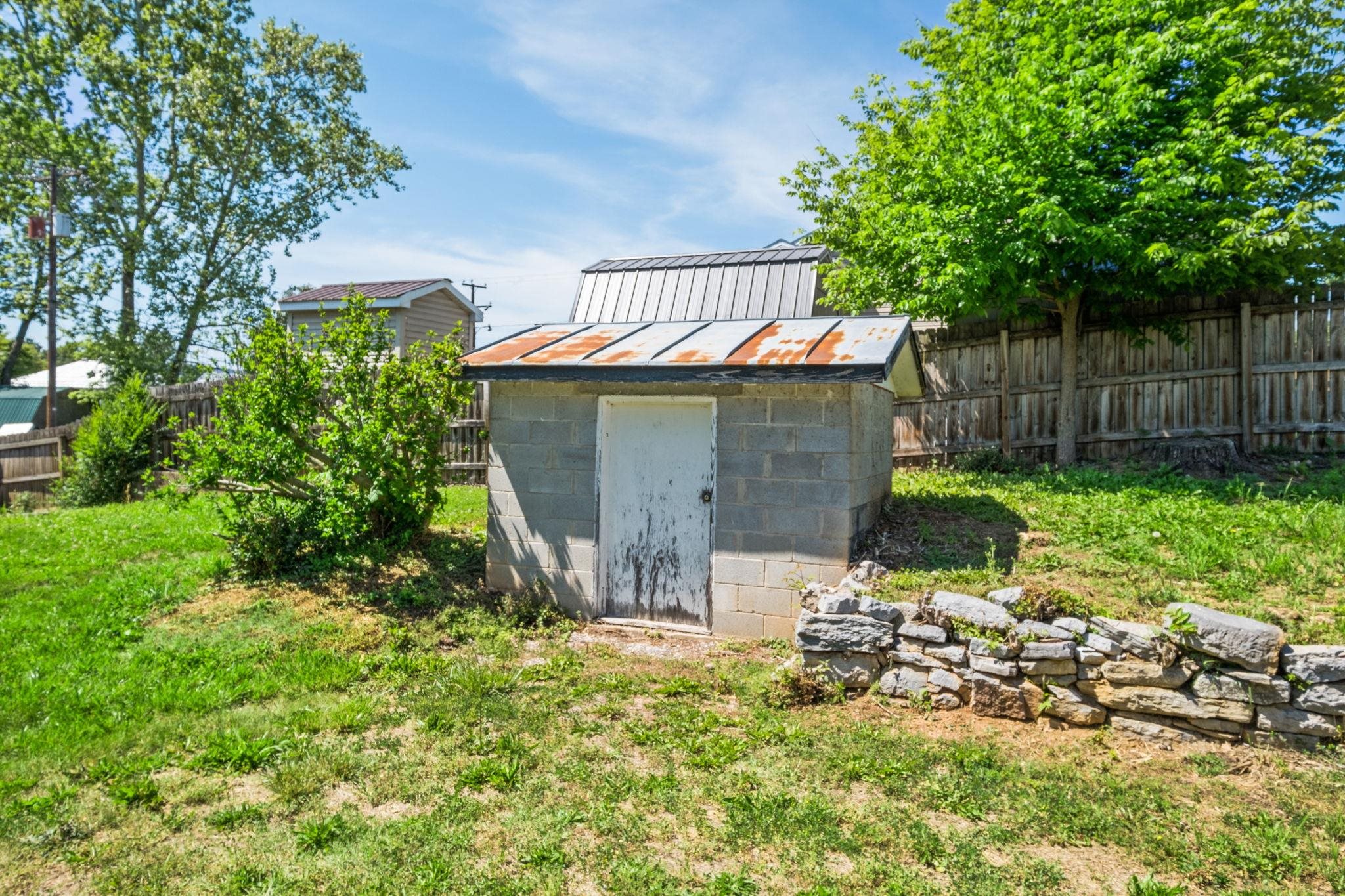 125 East Riverside Drive Timberville, VA 22853 - Photo 10 of 27