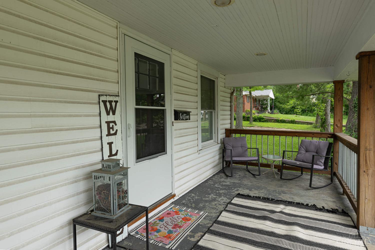 16 Burton Road Middletown, OH 45044 - Photo 2 of 25