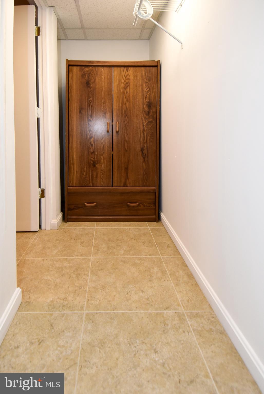 27111 Purdum Road Damascus, MD 20872 - Photo 39 of 84 LL BEDROOM 4 WALK-IN CLOSET
