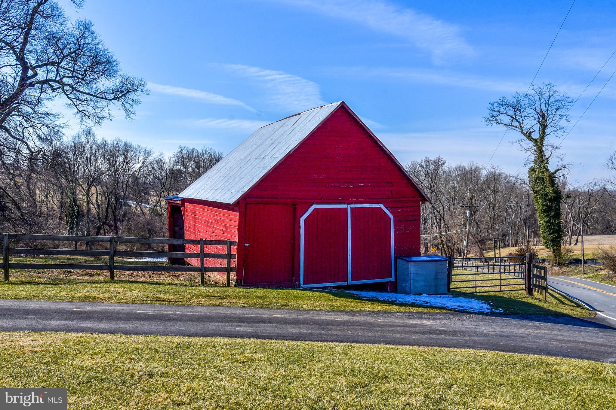 27111 Purdum Road Damascus, MD 20872 - Photo 4 of 84 CORN CRIBB & WAGON SHED FROM ORIG JOHN KING FARM