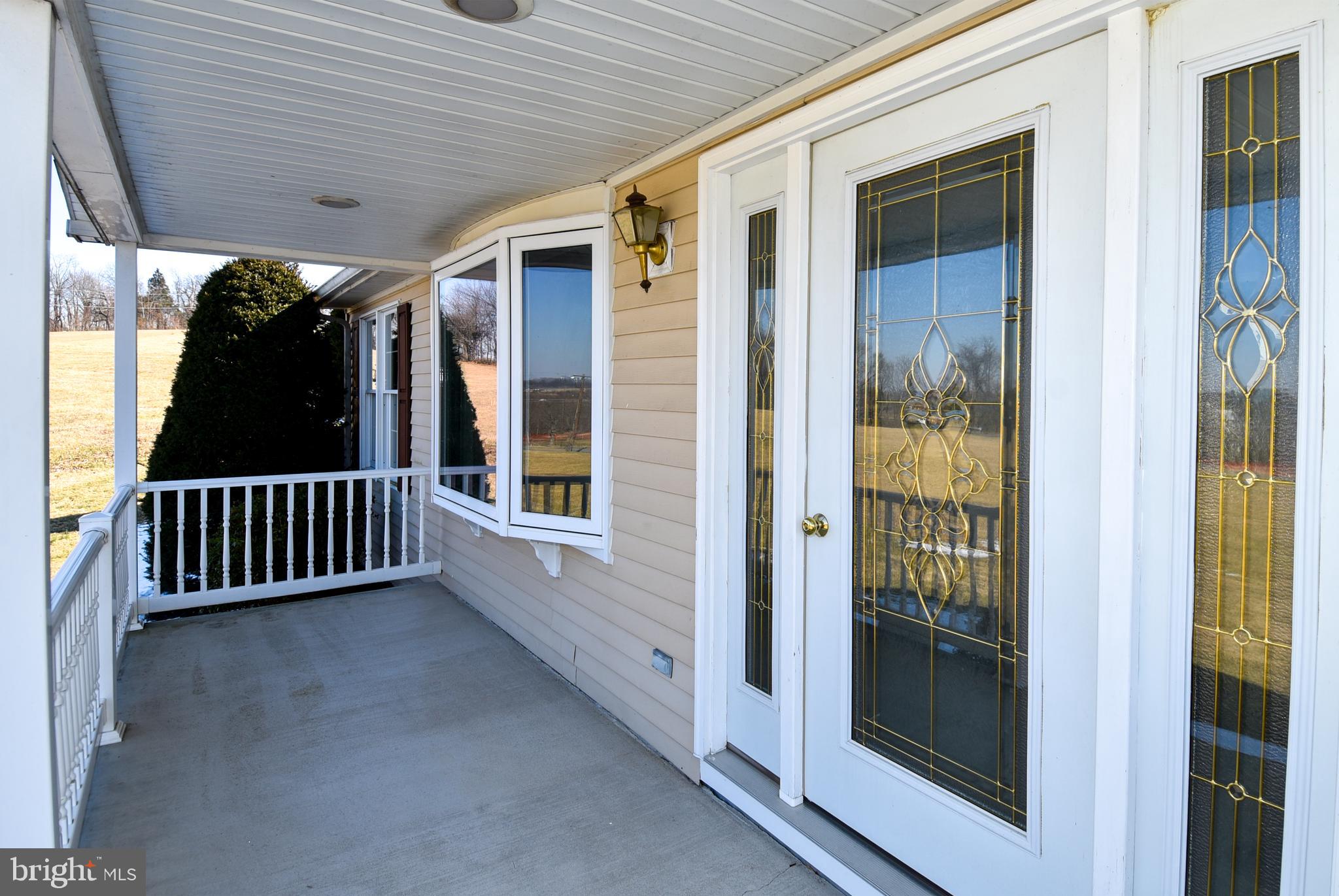 27111 Purdum Road Damascus, MD 20872 - Photo 7 of 84 COZY FRONT PORCH
