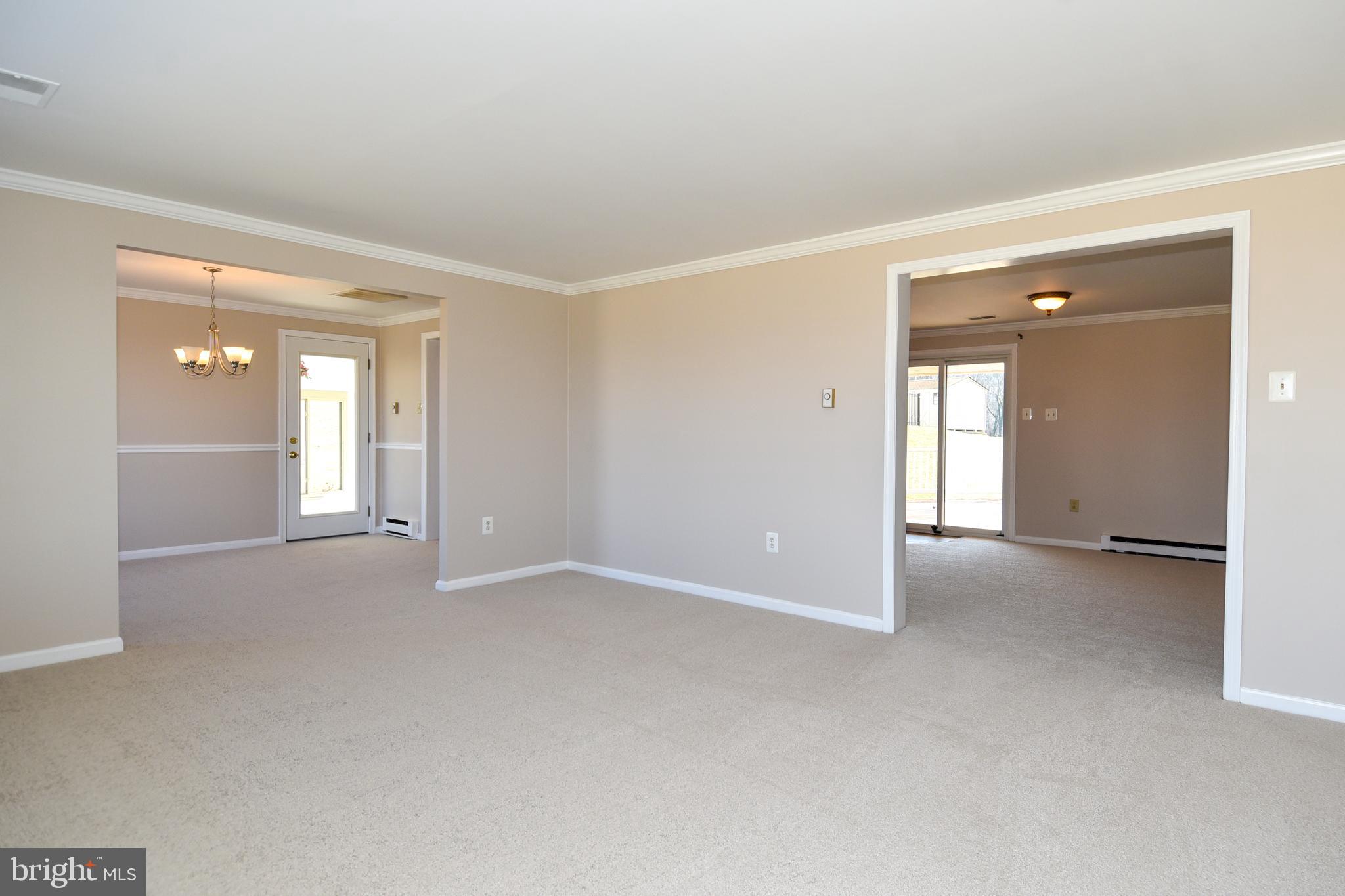 27111 Purdum Road Damascus, MD 20872 - Photo 10 of 84 LIVING ROOM AND FAMILY ROOM