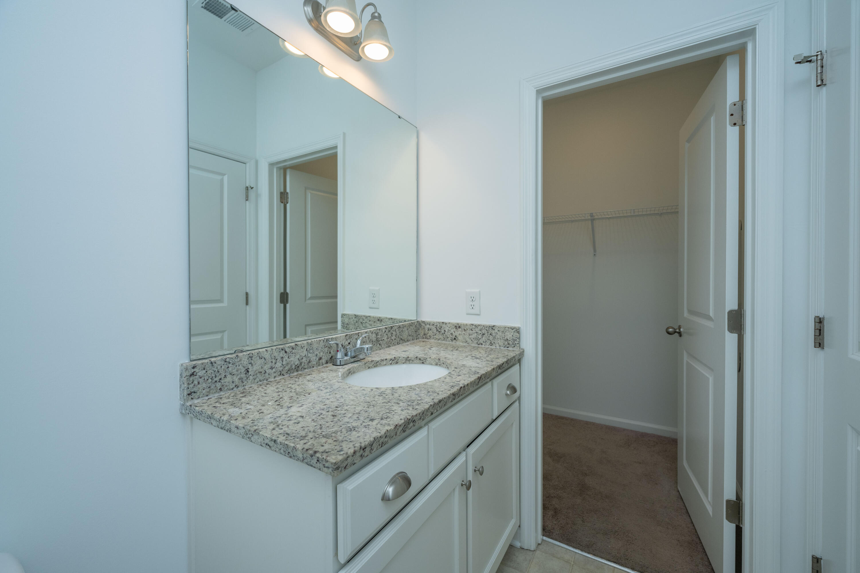 196 Woodward Road Goose Creek, SC 29445 - Photo 17 of 38 196WoodwardRd019