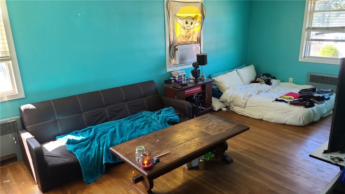 135 Scarborough Road Pawtucket, RI 02861 - Photo 14 of 26 Gallery Image 14