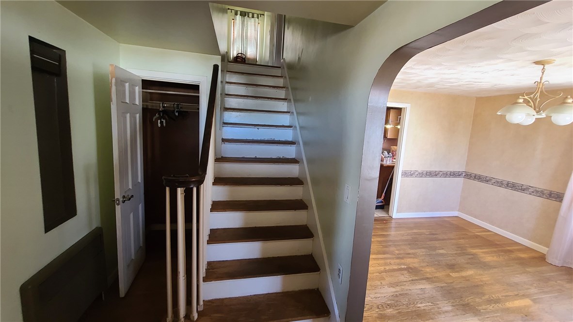 135 Scarborough Road Pawtucket, RI 02861 - Photo 8 of 26 Gallery Image 8
