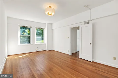 $599,000 | 3601 Connecticut Avenue Northwest, Unit 122, Washington, DC 20008